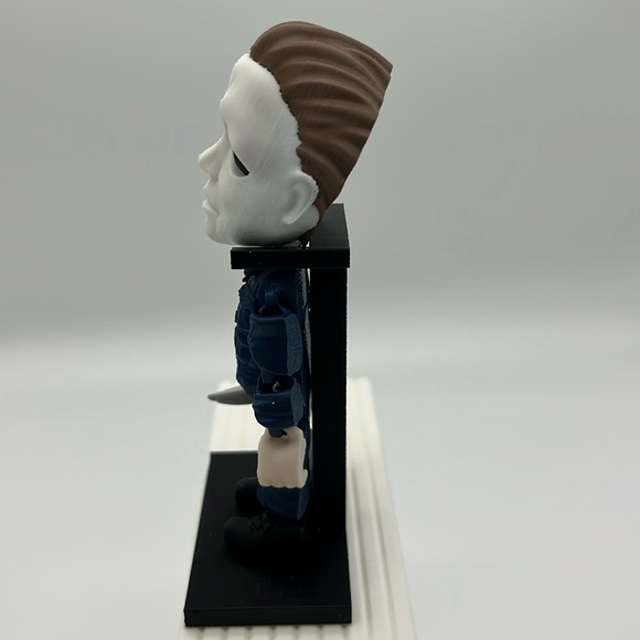 3D printed Articulated Michael Myers Fidget Toy Fun Collectible Str… - Picture 2 of 3